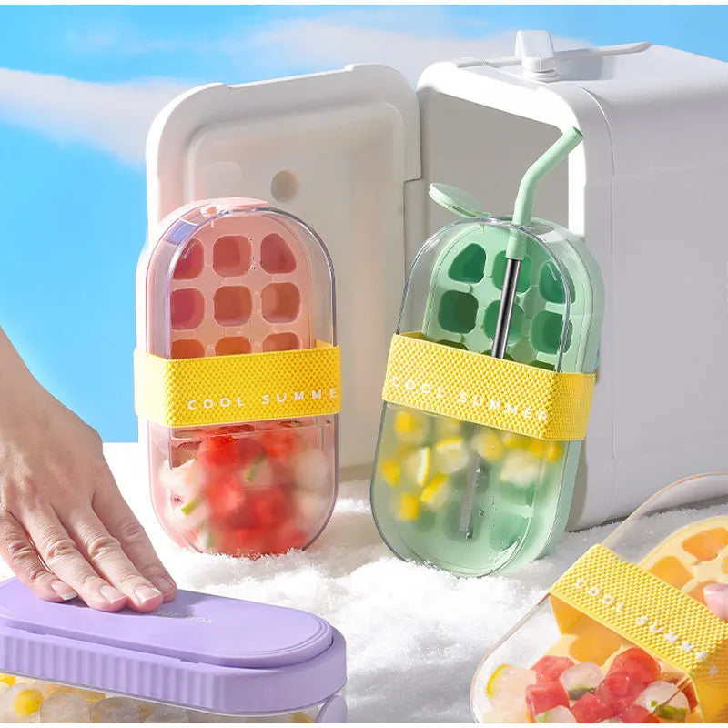 Pressed Ice Cube Mold 2-in-1 Self-made Ice Storage Box & Built-in Ice Tray Portable  Reusable Ice Cube Bottle For Easy To Use